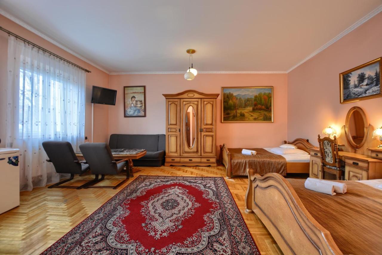 Hotel Jagiellonski Sanok Exterior foto
